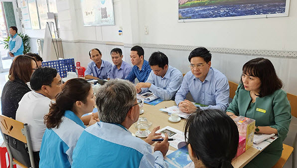 Lãnh đạo Tổng cục Thống kê kiểm tra, giám sát Tổng điều tra kinh tế năm 2021 tại một số tỉnh Nam Trung bộ